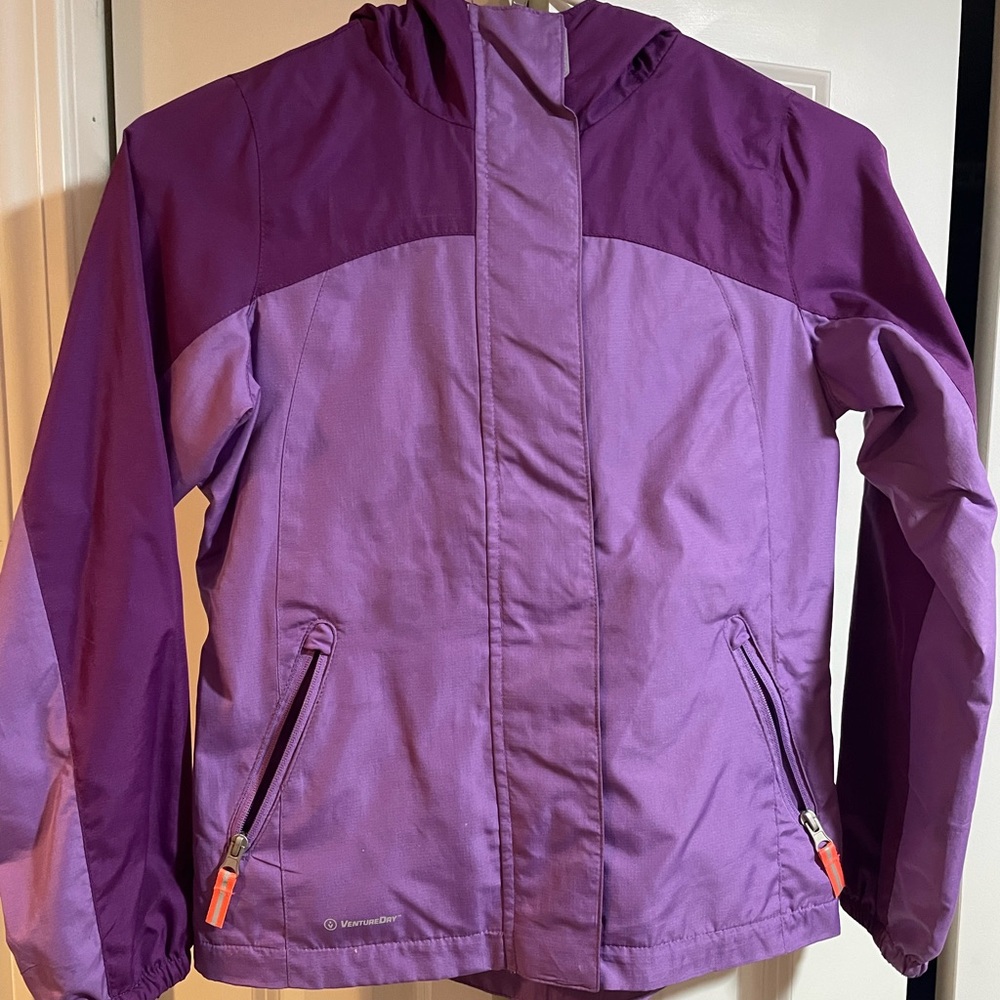 Girls light weight zip up jacket with hood